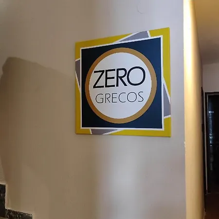 Grecos Zero ゲストハウス 2*